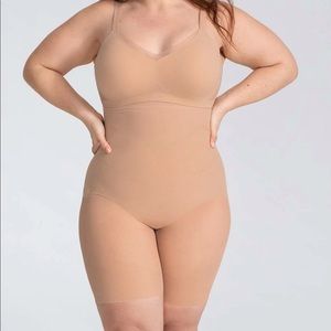 Honeylove the super power short